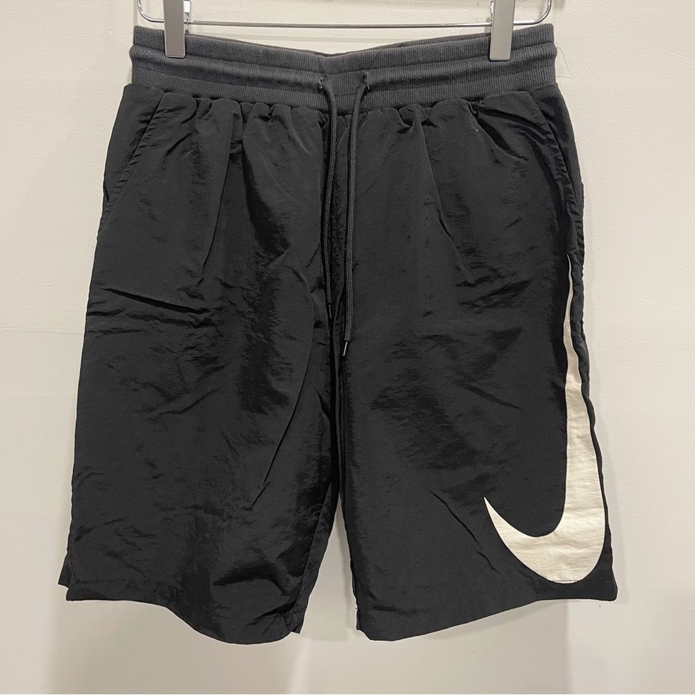 Nike Lab Men’s Basketball Shorts Large Swoosh Size Medium Black